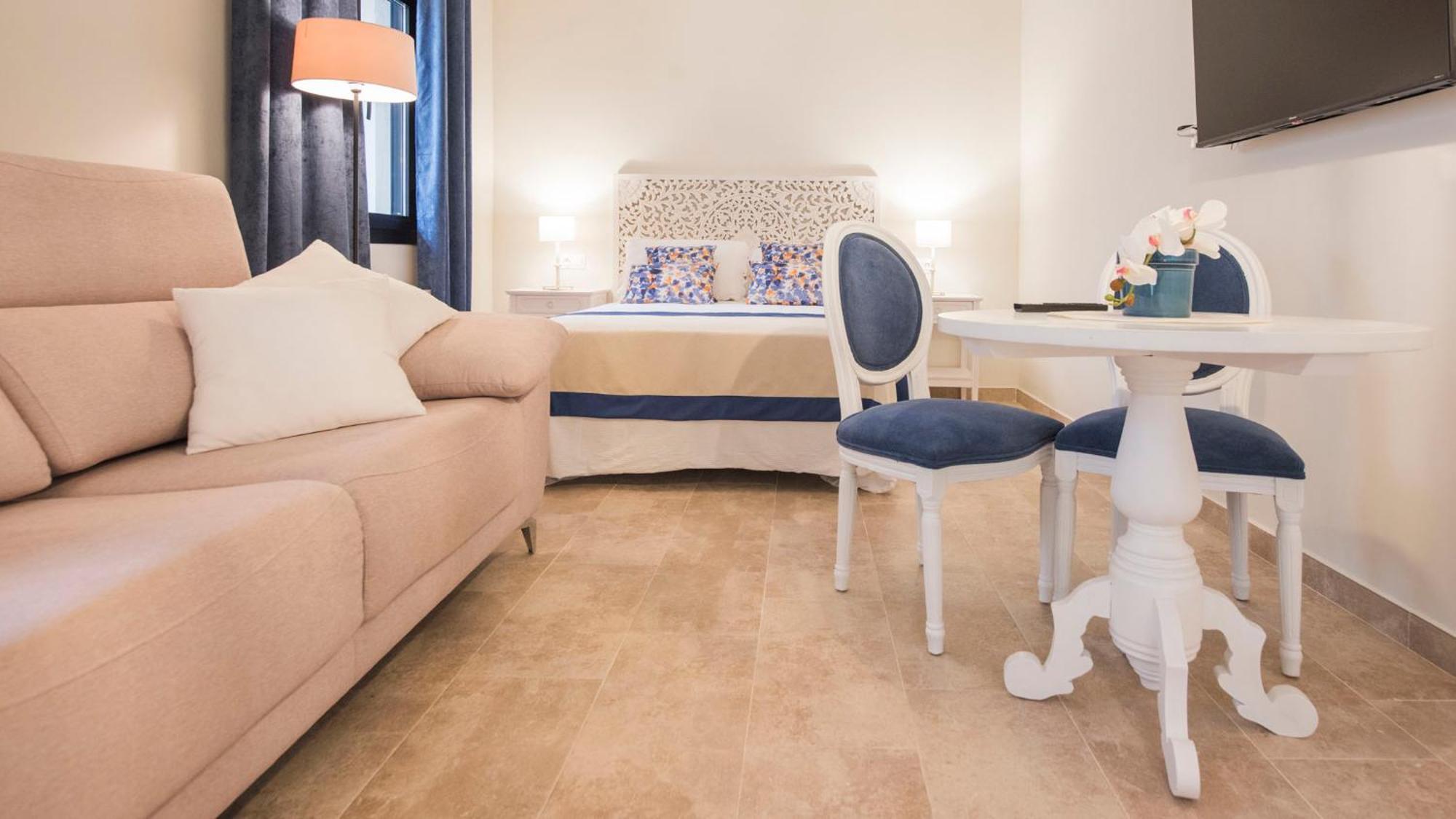 Florinda De La Cava - 3 * Toledo